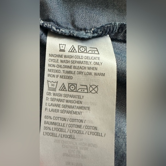 👚 Isaac Mizrahi Live! TRUE DENIM Button-Front Shirt (Size 22W, ) 👚 - Picture 7 of 12